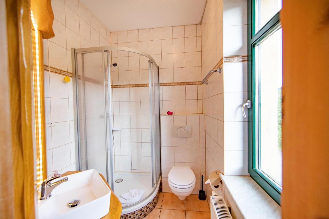 Doppelzimmer mit Balkon